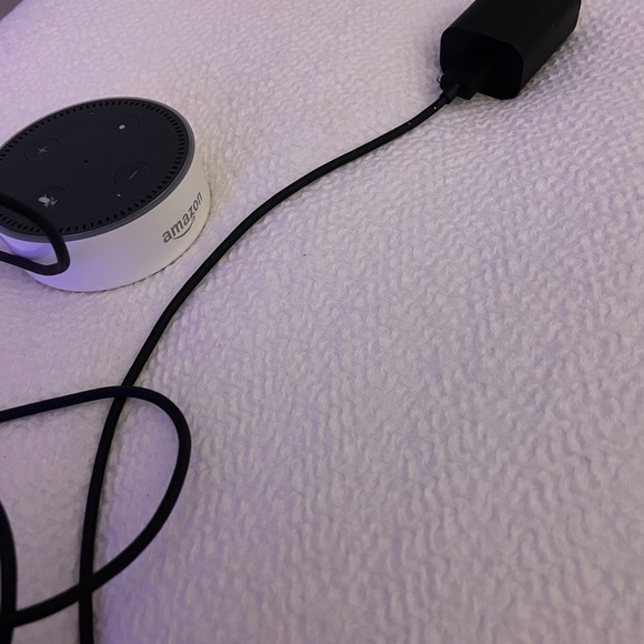 Amazon Alexa - Picture 2 of 3